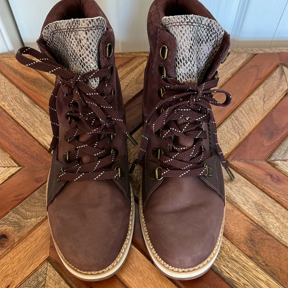 Toms Boots